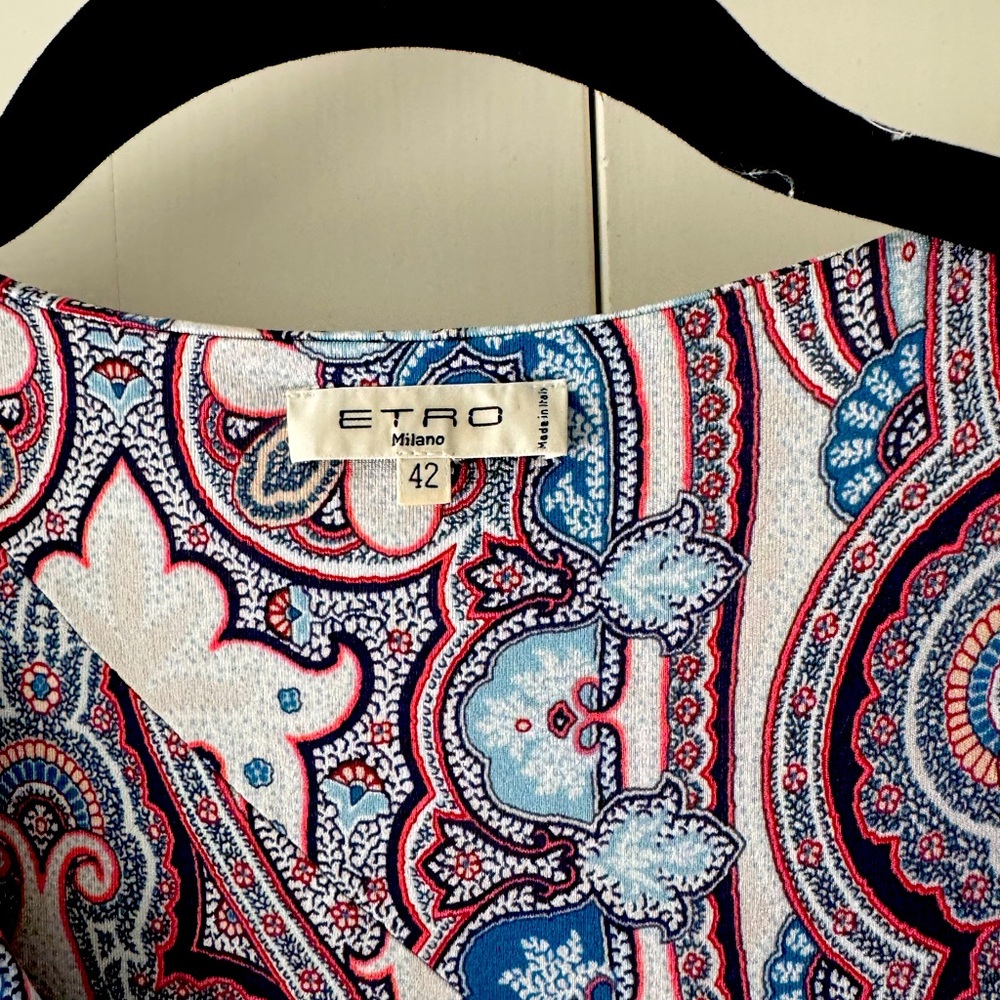 Blue Etro jersey dress. Short sleeves. Nice detail size 42